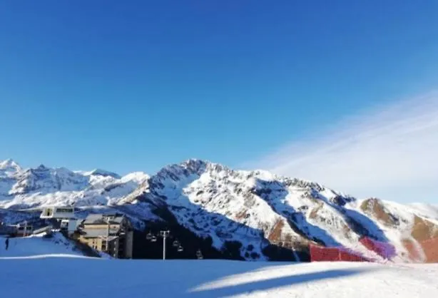 בקתה Boutx Tour De France Maison Au Calme Vue Montagne Et Stations Ski